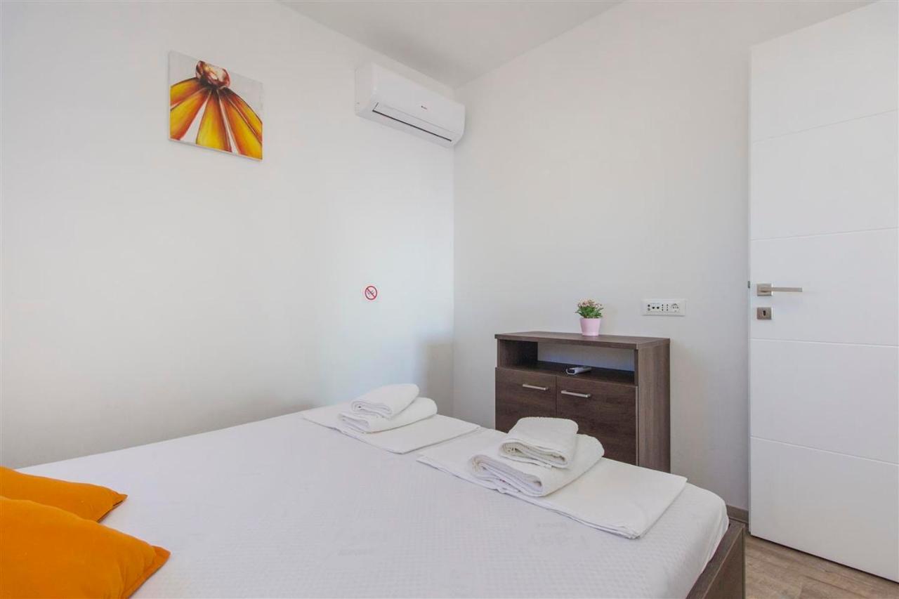 Villa Top Of Murter, Two Bedroom Apartment Esterno foto
